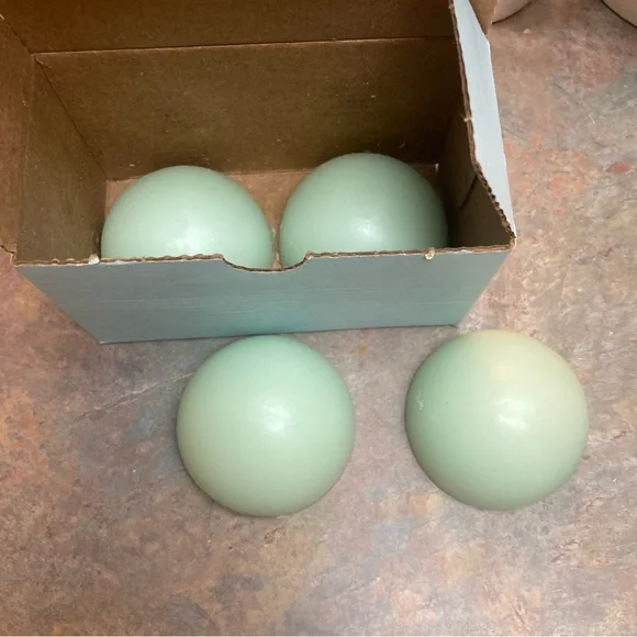 PartyLite HONEYDEW Z2452 Aroma Melts Pack Of 4 Tart Warmer Mint Green Old Stock - Picture 2 of 9